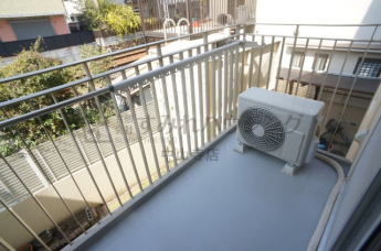 【バルコニー】