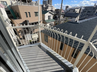 【バルコニー】