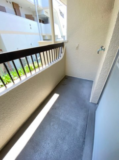 【バルコニー】