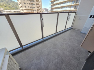 【バルコニー】