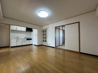 【居間・リビング】