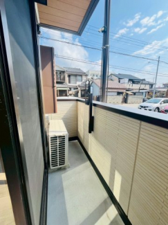 【バルコニー】