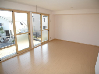 【居間・リビング】