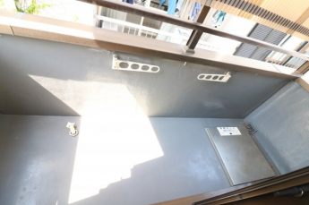 【バルコニー】