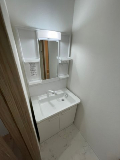 【独立洗面所】