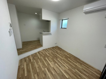 【居間・リビング】