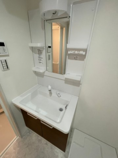 【独立洗面所】