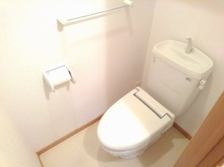 落ち着いたトイレです