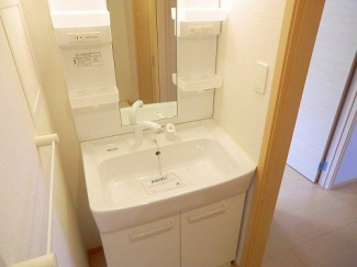 広い洗面スペース