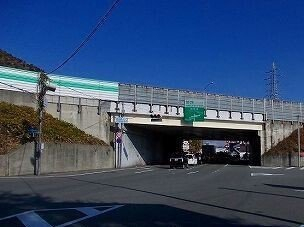 姫路バイパス姫路東インターまで2400m