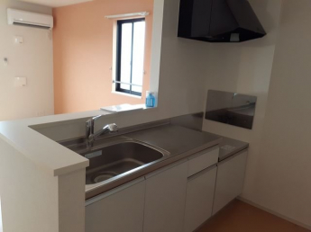 キッチンでお料理をお楽しみください