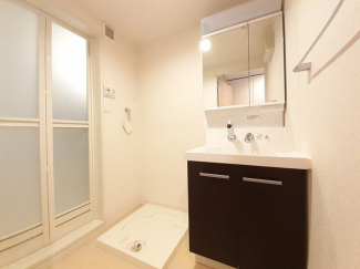 脱衣スペースもあります