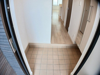 ゆったりとした玄関です