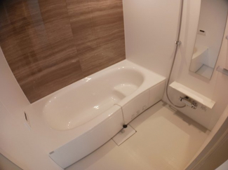 ゆったり過ごせるお風呂です