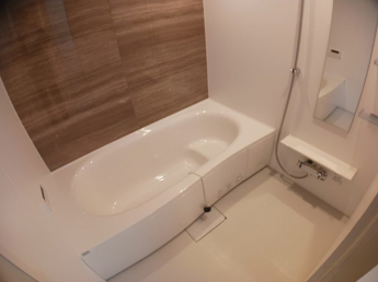 ゆったり過ごせるお風呂です