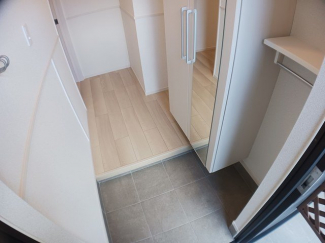 毎日通る玄関はこちらです