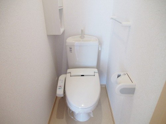 シンプルで使いやすいトイレです