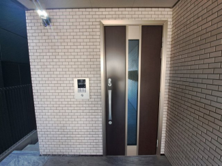 【エントランス】