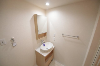 独立洗面台で身支度をすべて済ませてしまいましょう