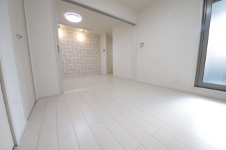 こちらのリビングで趣味の時間をお楽しみください