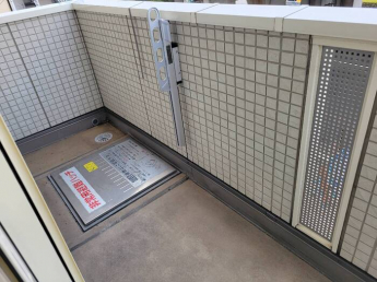 開放的で明るい空間を演出してくれるバルコニーです