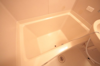 ゆったり過ごせるお風呂です