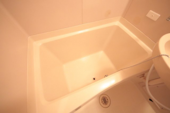 ゆったり過ごせるお風呂です