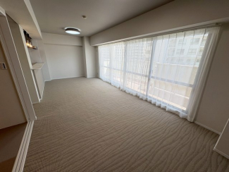 こちらの居間で趣味の時間をお楽しみください