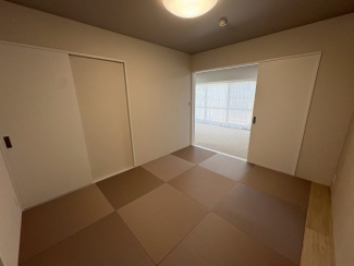 日本らしい落ち着いた雰囲気の和室です