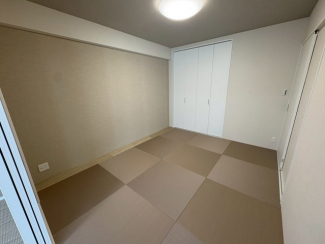 柔らかい畳が心地よい和室