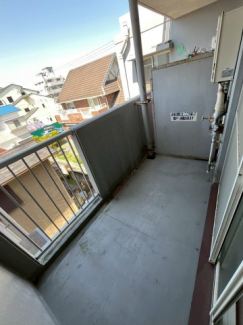 陽当たり良好なバルコニーです