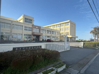 草津市立新堂中学校まで1598m