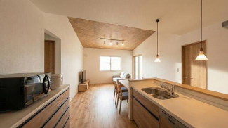 建物プラン例（平屋建）　建物価格　２７５０万円、建物面積　８