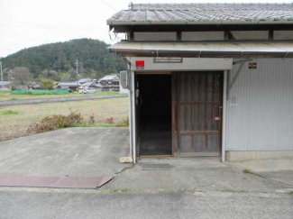 姫路市夢前町寺の倉庫の画像