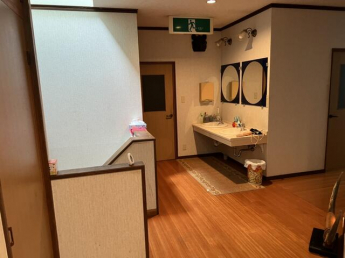 伊予郡砥部町総津の旅館の画像