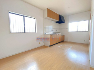 【居間・リビング】