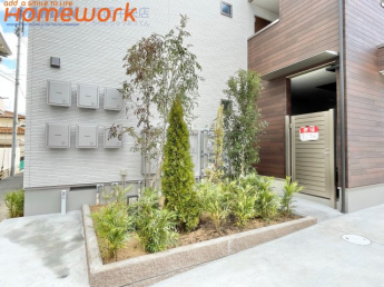 【エントランス】