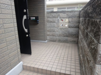 参考、同建物・同間取りの号室