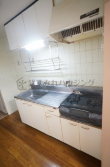 参考、同建物・反転間取りの号室