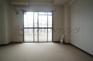 参考、同建物・反転間取りの号室