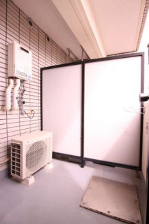 【バルコニー】