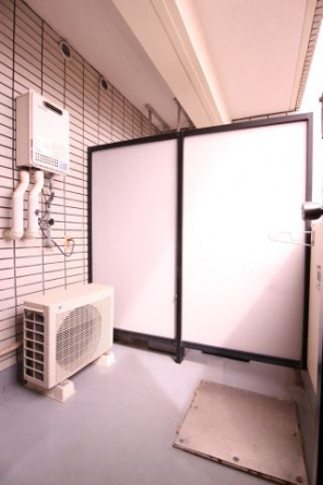 【バルコニー】