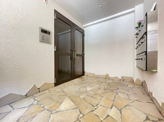 【エントランス】