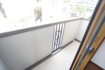 【バルコニー】