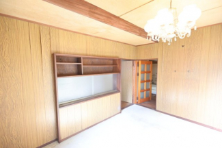 こちらの居間で趣味の時間をお楽しみください