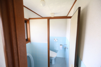 シンプルで使いやすいトイレです