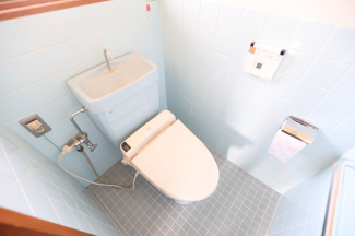 シンプルで使いやすいトイレです