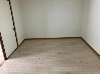 コーポエルムの画像