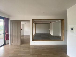 クリスタルコート道後９２の画像