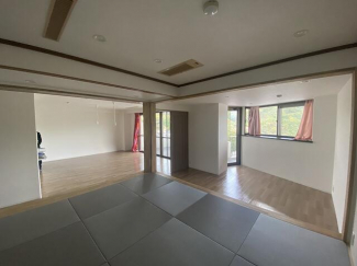 クリスタルコート道後９２の画像